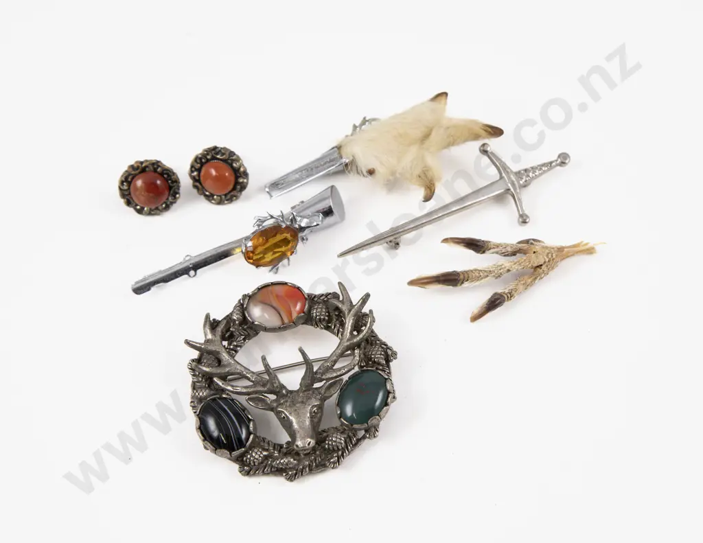 Collection of Assorted Scottish Jewellery Image 1++