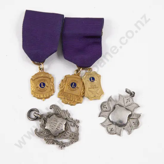 Two S/S Medallions with Three Gold Plated Lions Medallions