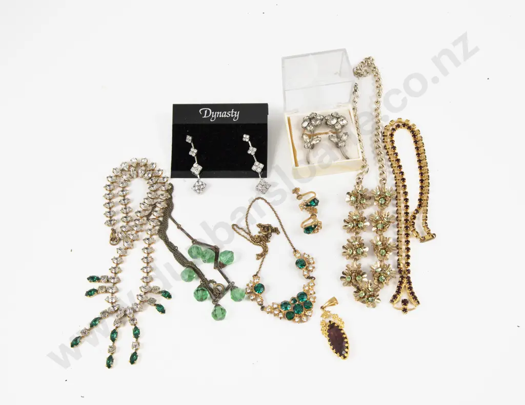 Collection of Assorted Crystal Stone Costume Jewellery Image 1++