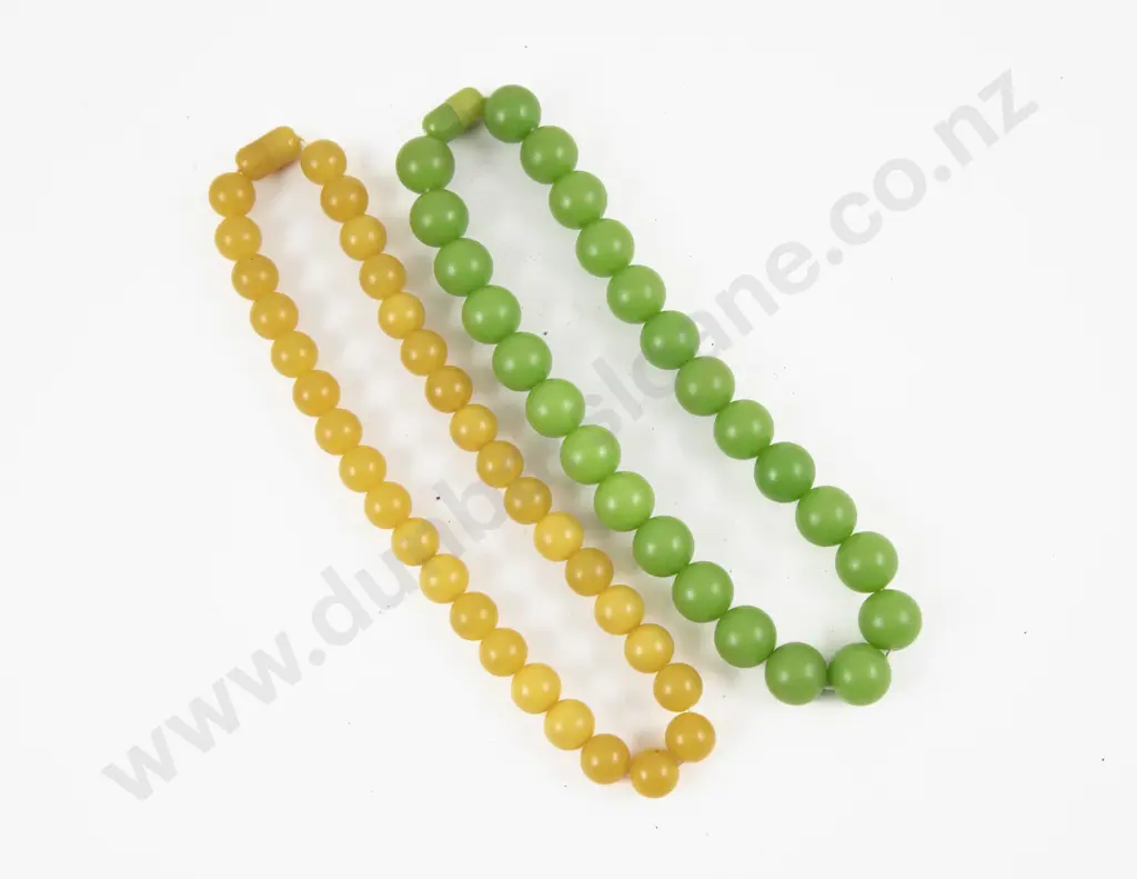 Two Vintage Single Strand Bead Necklaces Image 1++