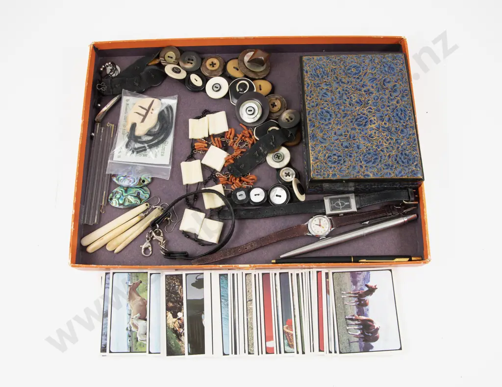 Collection of Assorted Image 1++