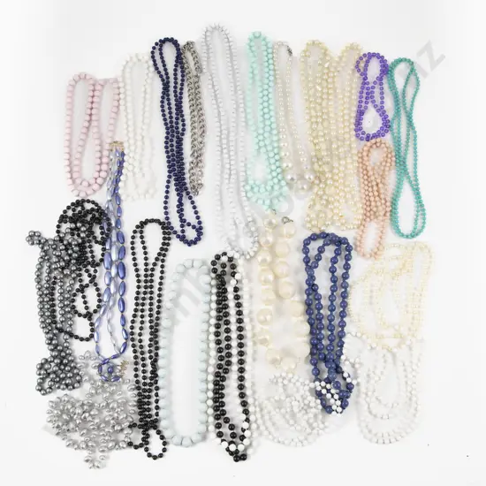 Collection of Assorted Beaded Jewellery