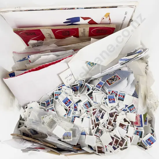 Qty Vintage NZ and World Envelope Semi Sorted and Loose Stamps