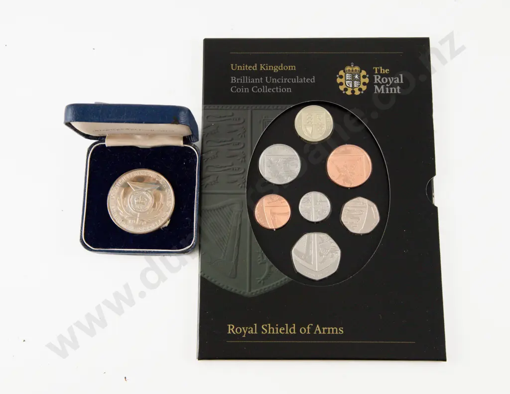 UK 1970 Scotland Silver Medal - 2008 7 Coin Unc Collection with Paris Tourist Token & Silver Mikimoto Brooch Image 1++