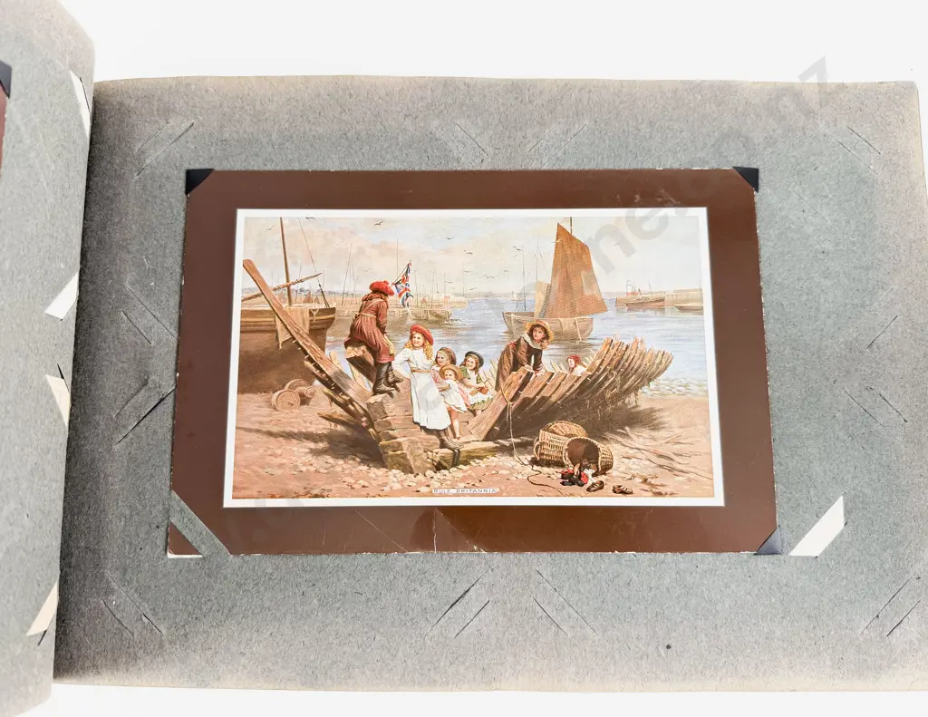 Vintage Post Card Album Mainly World and some Modern Image 1++