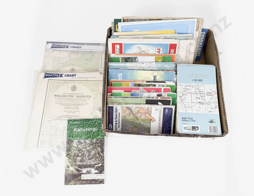 Qty Vintage AA and Other Road Maps and Charts Image 1++