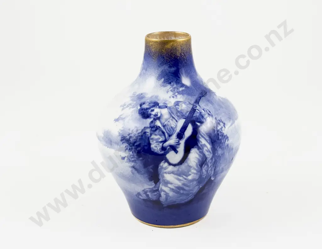 Royal Doulton B&W Romantic Vase 15cm H rim hair-line crack Image 1++
