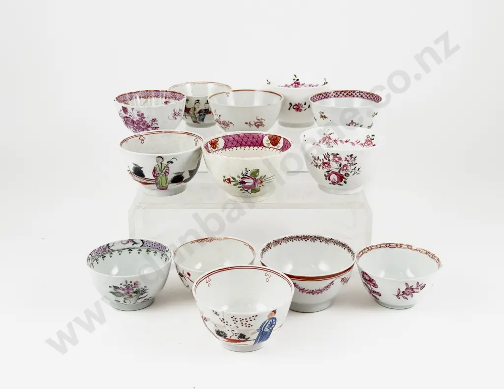Collection Thirteen Early C19th Chinese Export and Cantonese Ware Tea Bowls (some. faults) Image 1++