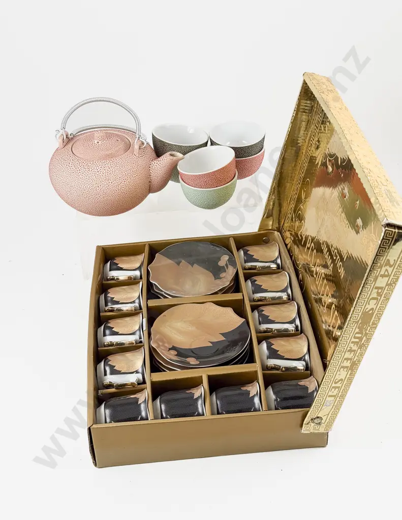 Yamasen Fine Porcelain Gold Collection Hajmana Coffee Set and Modern Teaset Image 1++