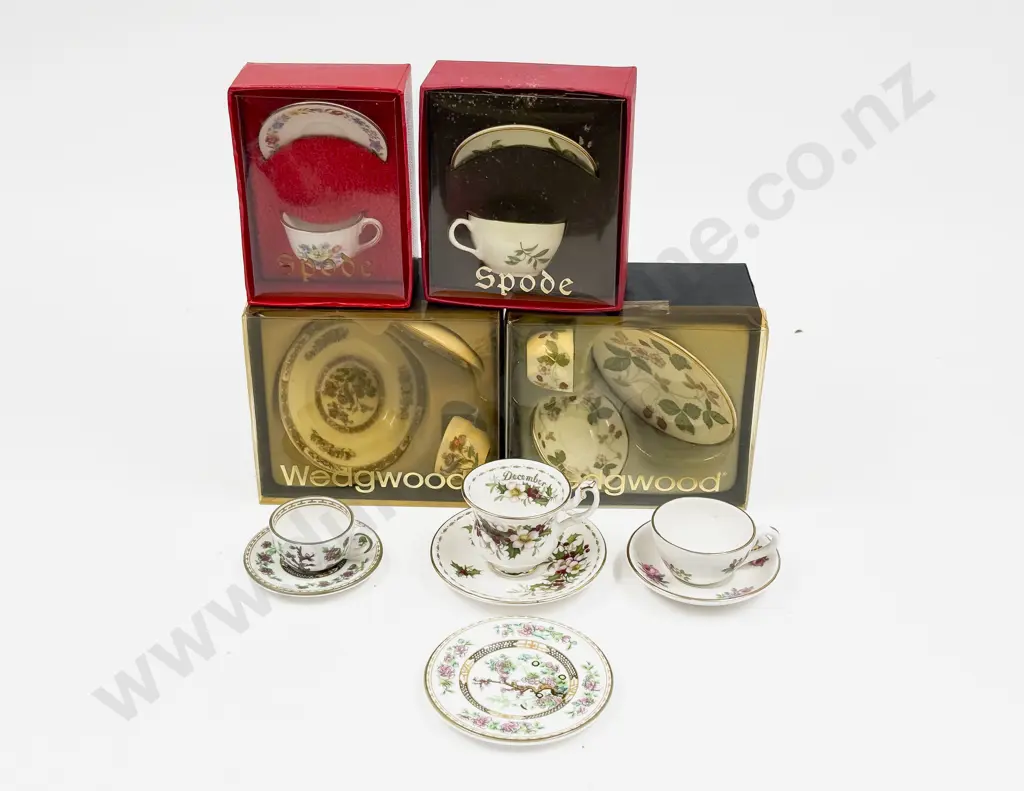 Eight Various Manufacture Miniature Cups and Saucers Image 1++