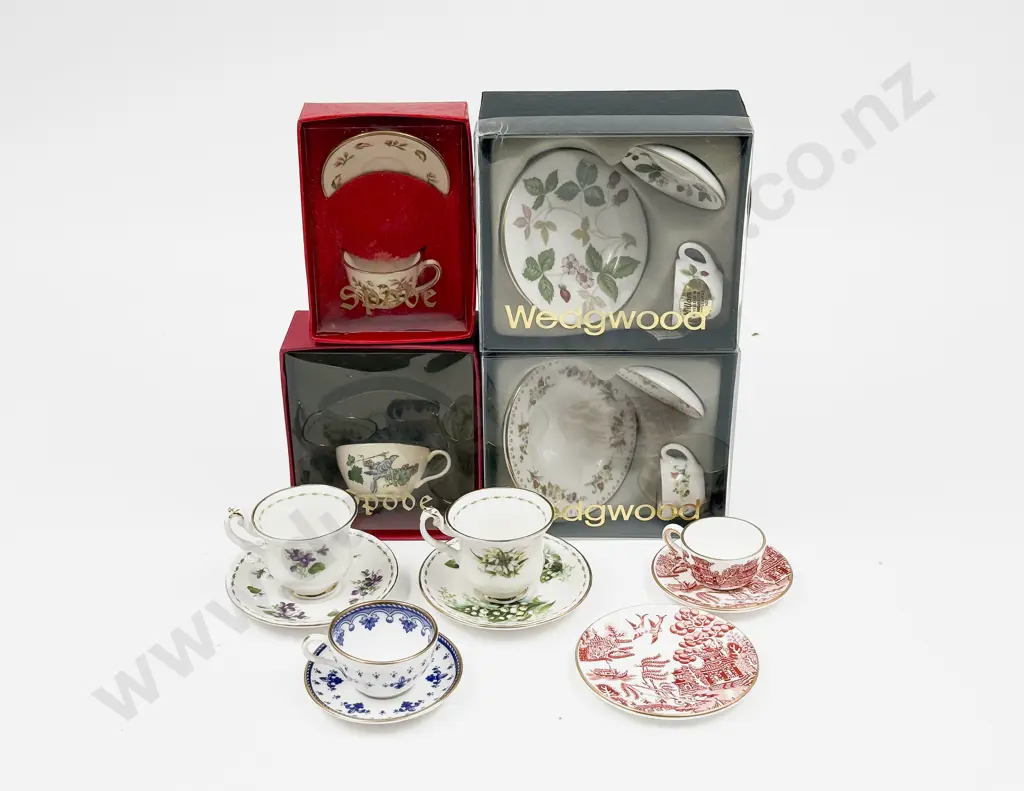Eight Various Manufacture Miniature Cups and Saucers Image 1++
