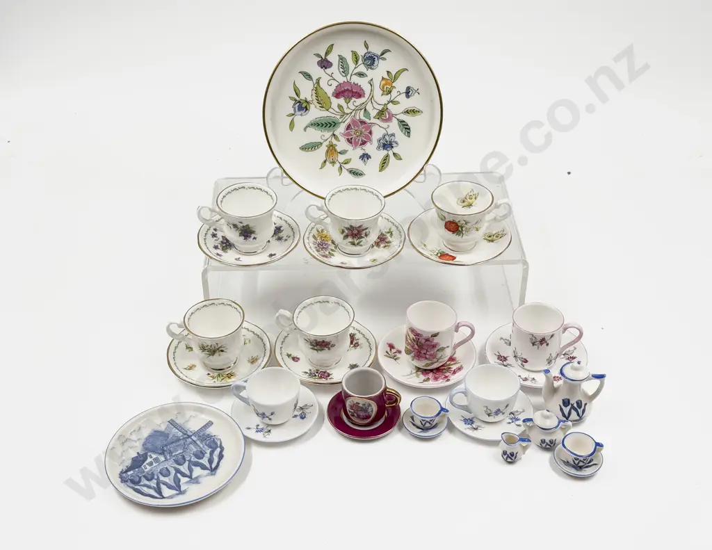 Ten Miniature Various Manufacture Miniature Cups and Saucers with Mini Teaset and Dish Image 1++