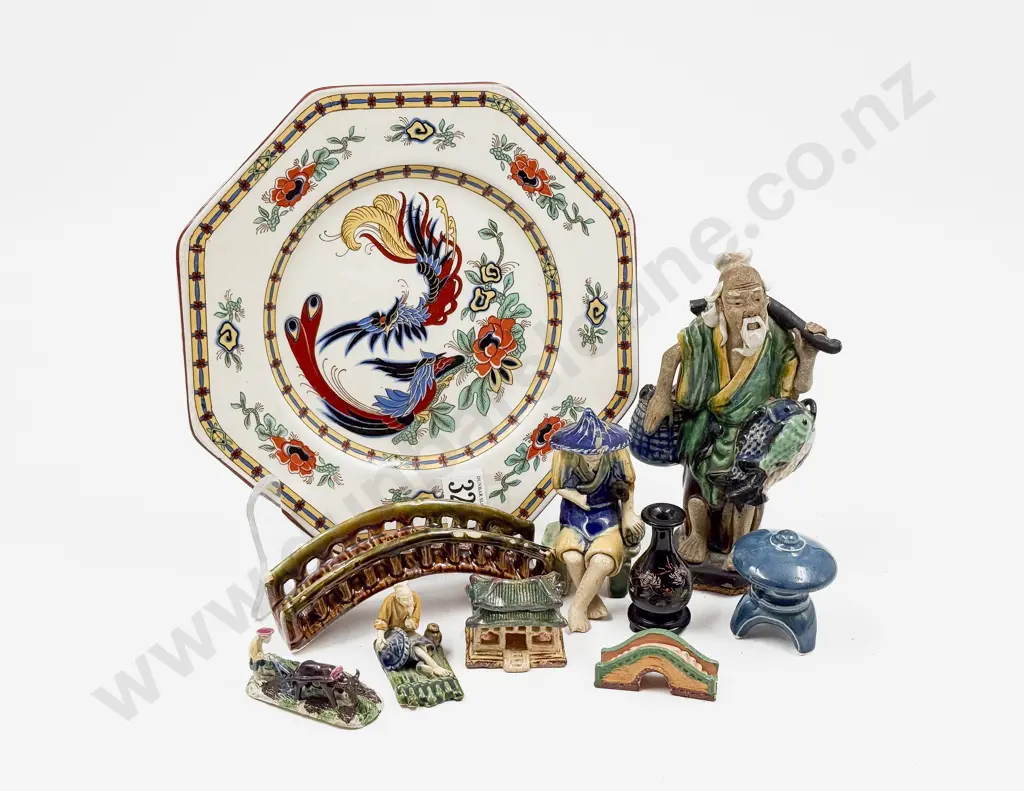 Small Quantity Chinese Glazed Earthenware Village People & Architecture Image 1++