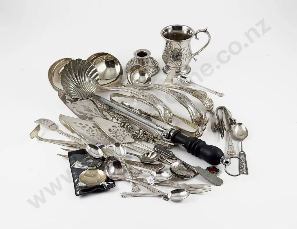 Assorted Kings Pattern Serving Cutlery & Various Image 1++