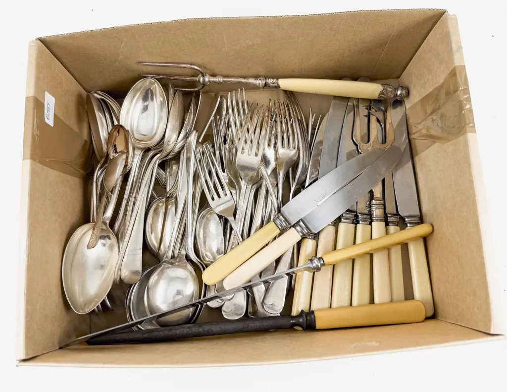 Quantity Vintage Old English Pattern Cutlery Image 1++