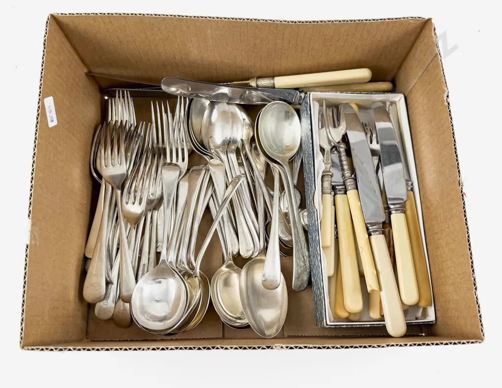 Quantity Vintage Old English Pattern Cutlery Image 1++