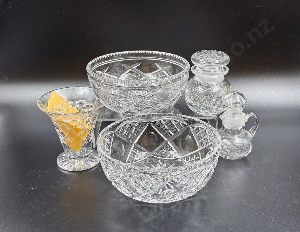 Two Vintage Crystal Fruit Bowls Two Condiments & Flower Vase Image 1++