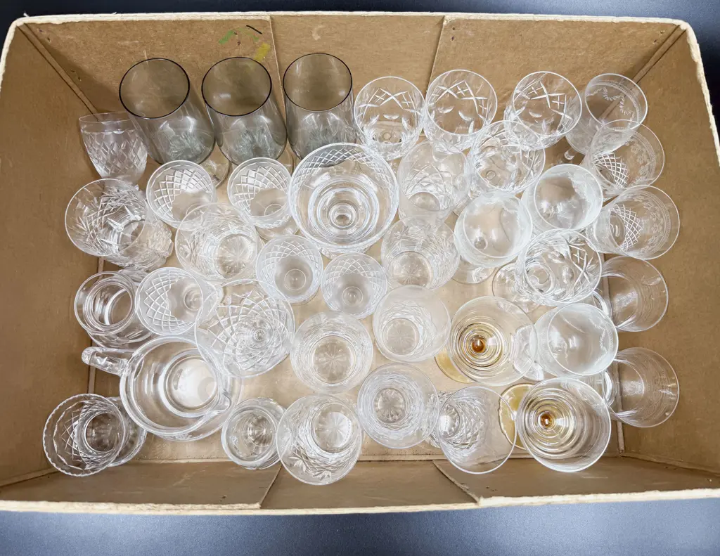 Qty of Crystal Glass Ware Image 1++