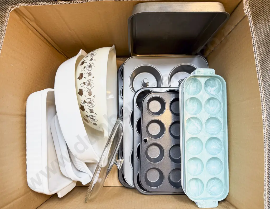 Qty of Cooking & Baking Dishes Image 1++