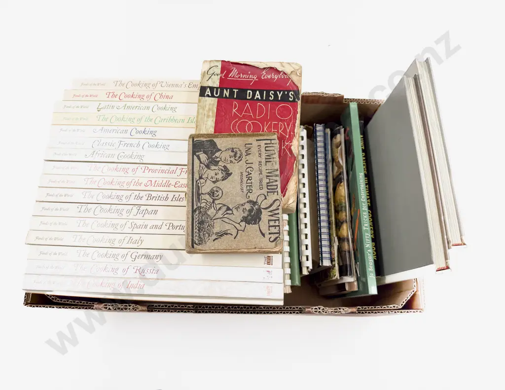 Qty of Cooking Books Image 1++