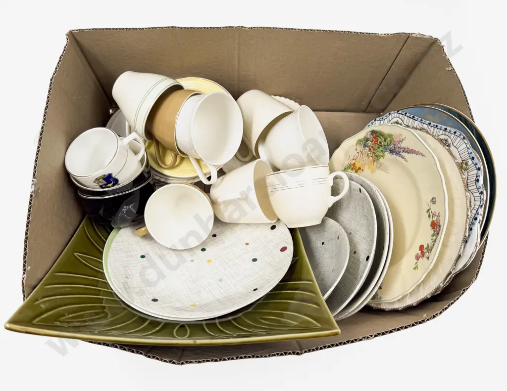 Various Crown Lynn & Vintage Kitchen China Image 1++