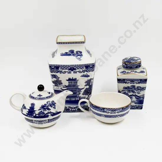 Ringtons Willow Pattern China