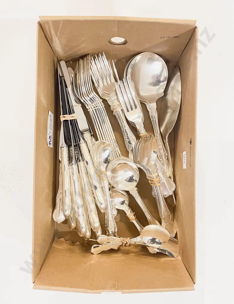 Rodd Cutlery Eight Place Set Image 1++