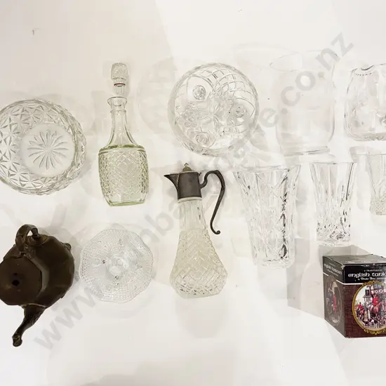 Box of Assorted Glassware etc