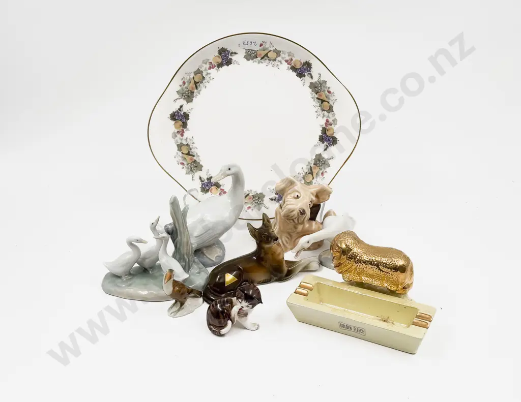 Qty of Assorted Animal Ornaments incl Royal Dux & Lladro Image 1++