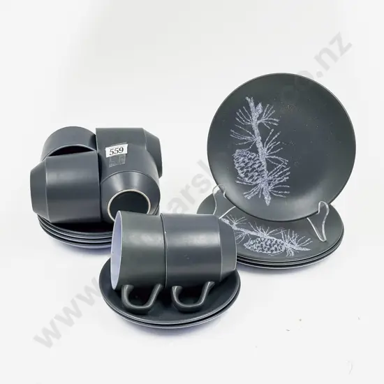 Dorothy Thorpe Crown Lynn "Pine" Part Teaset
