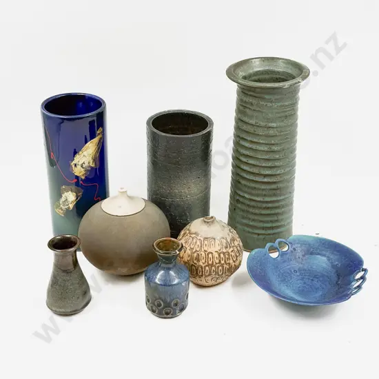 Small Qty of Assorted Pottery