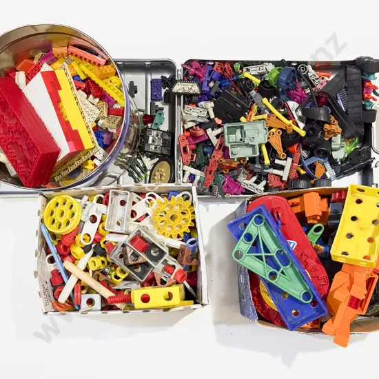 Qty of Assorted Vintage Construction Toys