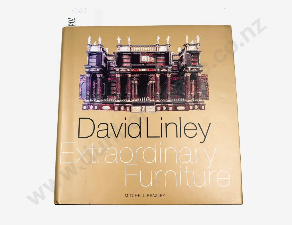 David Linley - Extraordinary Furniture Image 1++