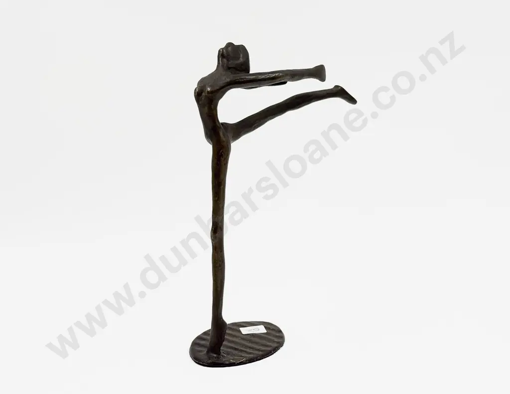 Bronze Figural Sculpture Image 1++