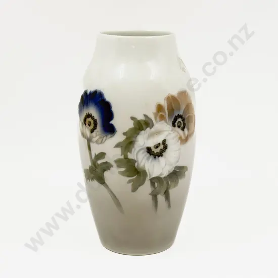 B & G Vase