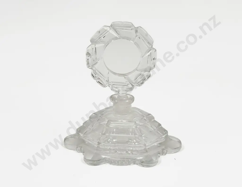Victorian Glass Scent Bottle Image 1++