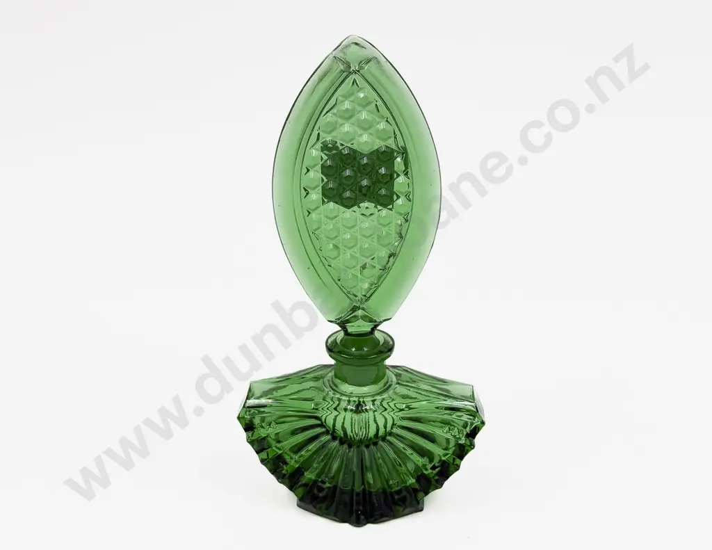 Green Glass Scent Bottle Image 1++