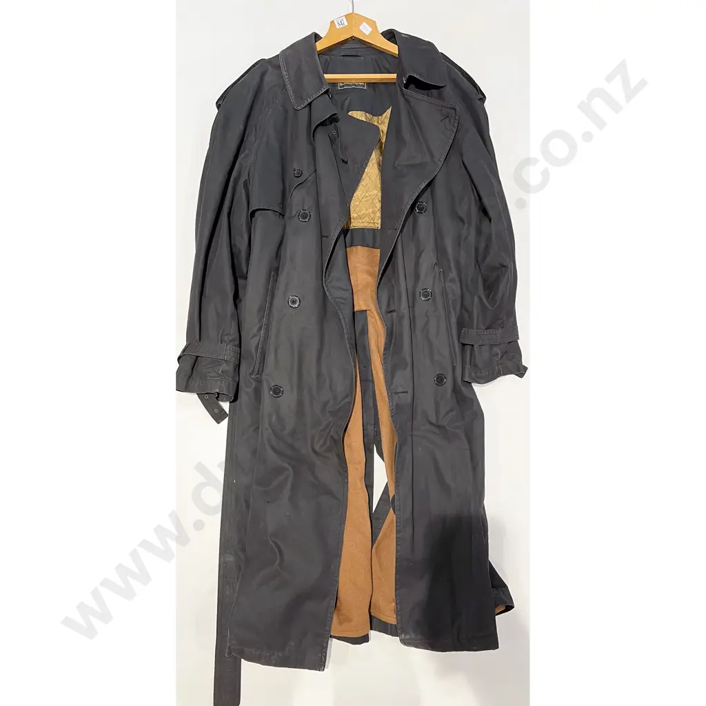 Ermenegildo Zegna Designed Trench Coat Image 1++
