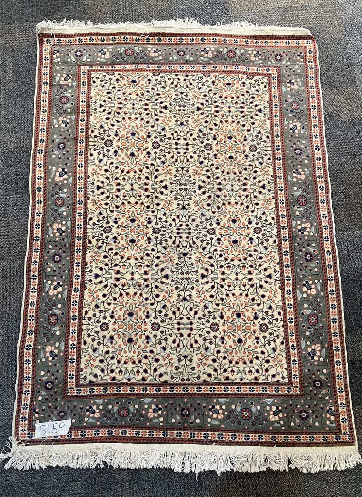 Persian Floor Rug Image 1++