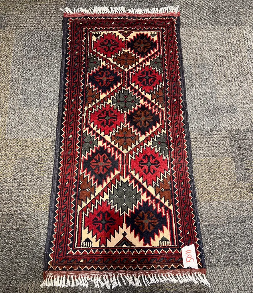 Small Persian Floor Mat Image 1++