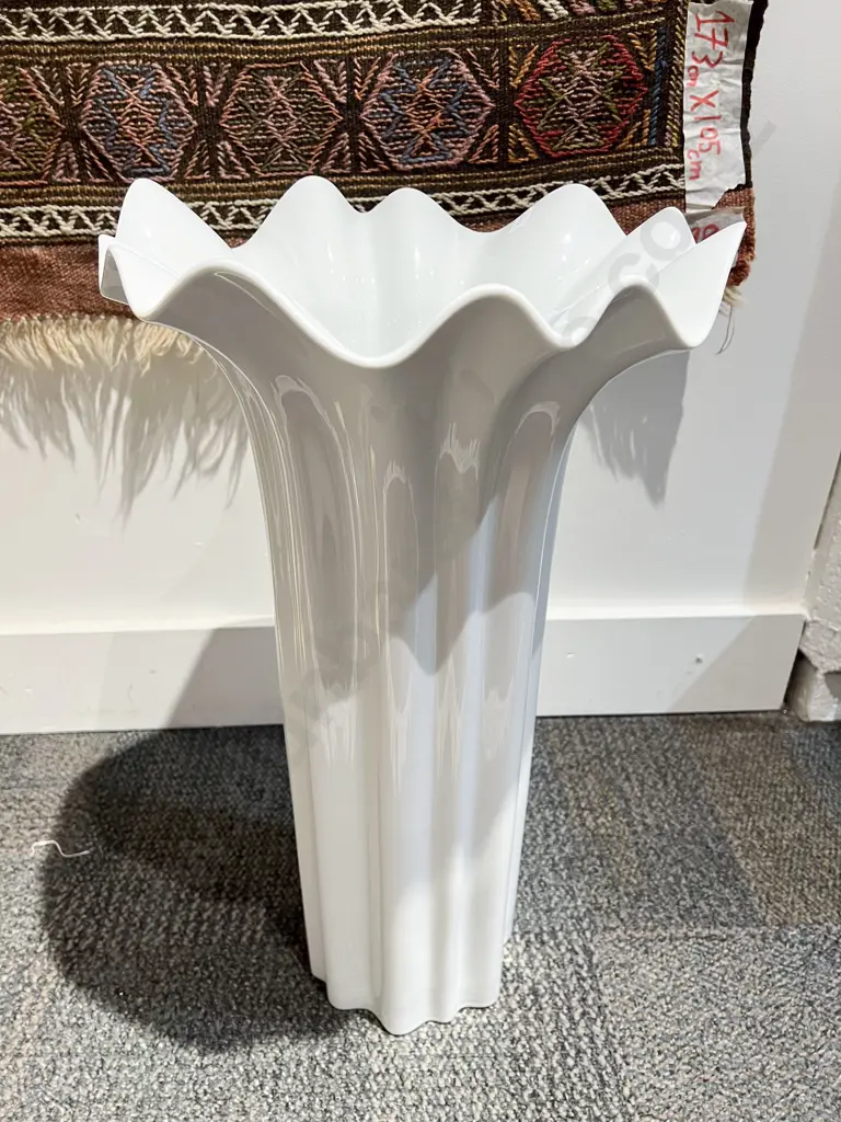 Large Hutschenreuther Floor Vase Image 1++