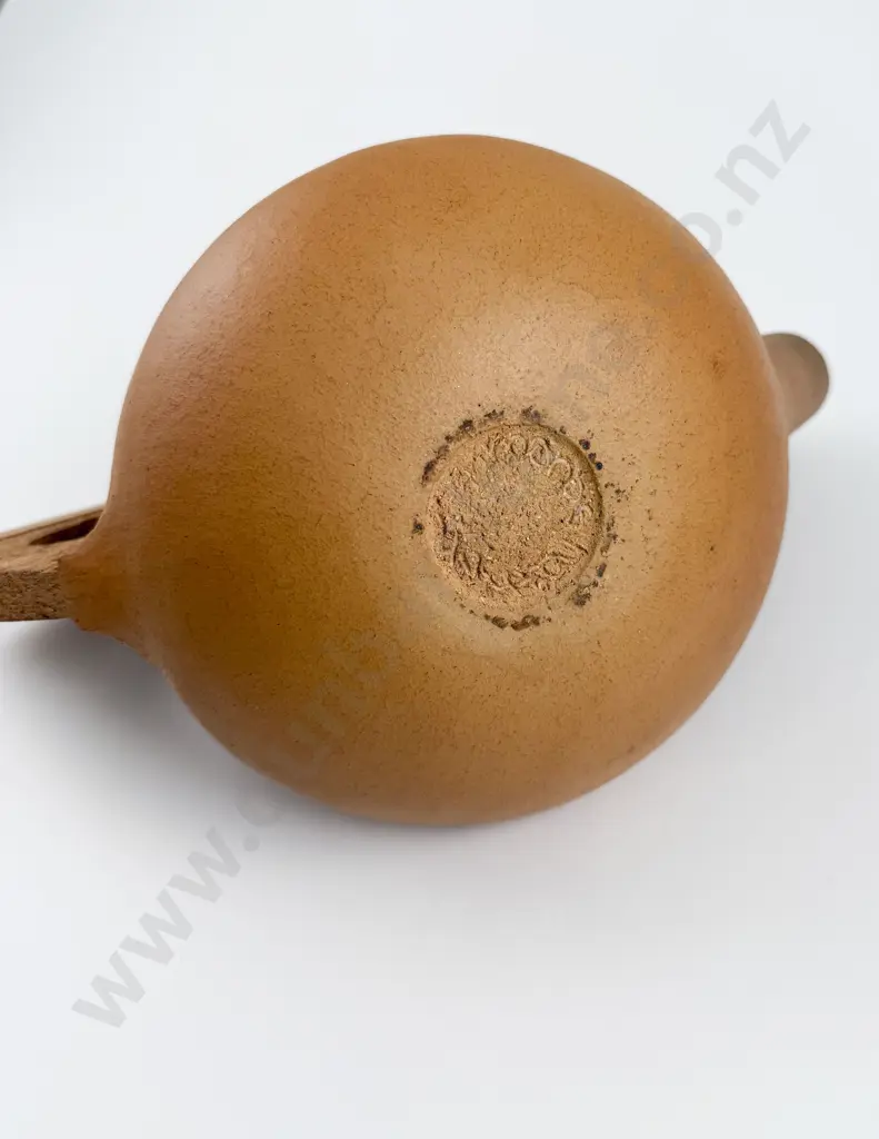Manos Nathan 'Ipu Waiora" Image 1++