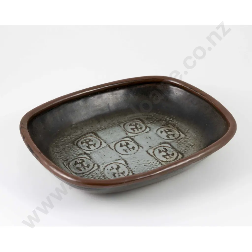 Len Castle Press-Moulded Bowl Image 1++
