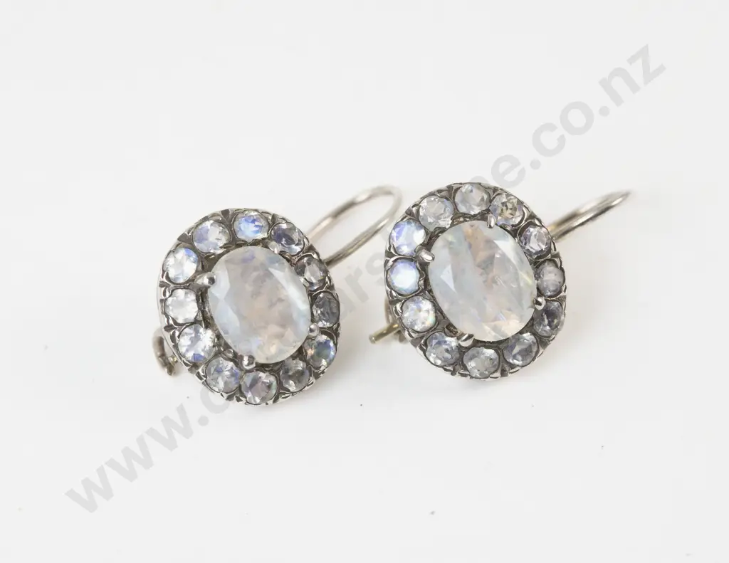 Pair Silver Mounted Rainbow Crystal Cluster Pendant Drop Earrings Image 1++