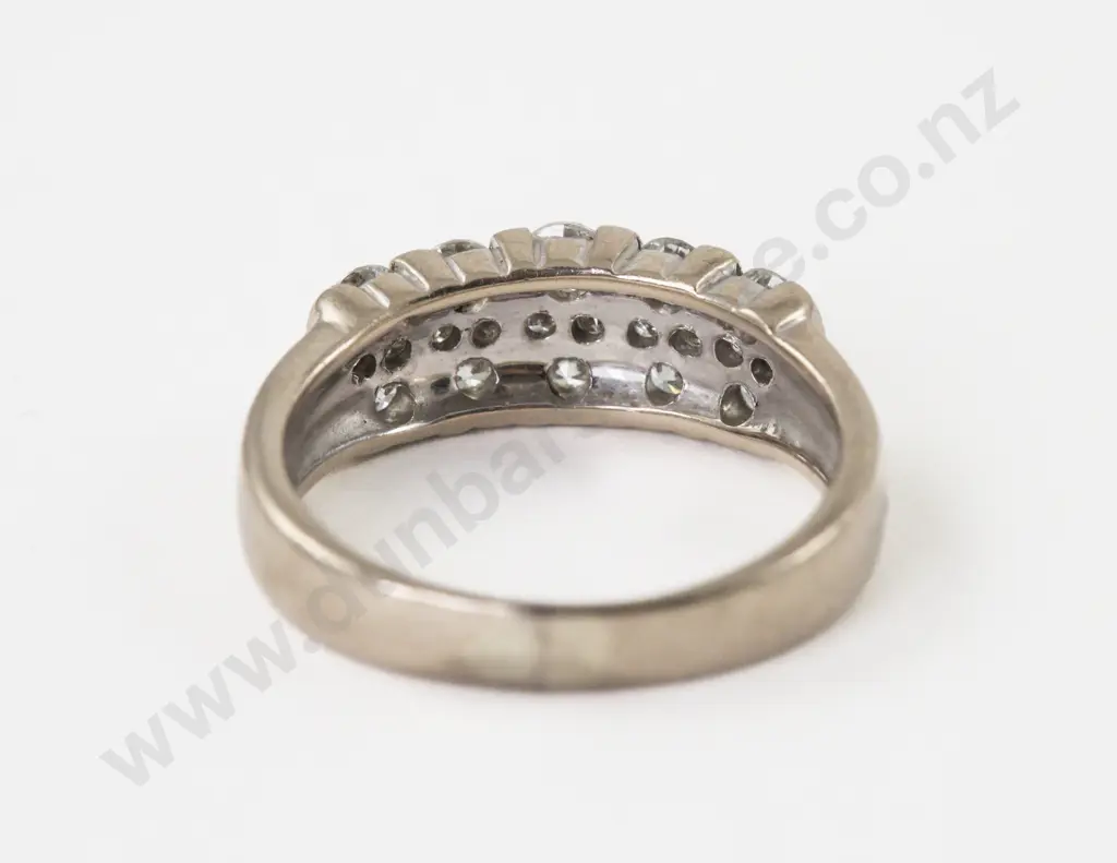 14ct White Gold 20Stone Diamond Band Ring Image 1++