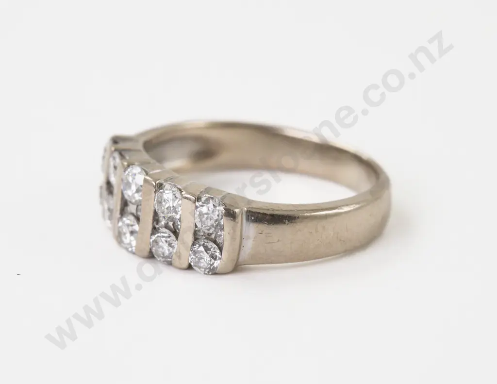 14ct White Gold 20Stone Diamond Band Ring Image 1++