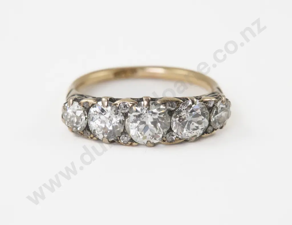 Victorian 18ct Five Stone Diamond Ring Image 1++