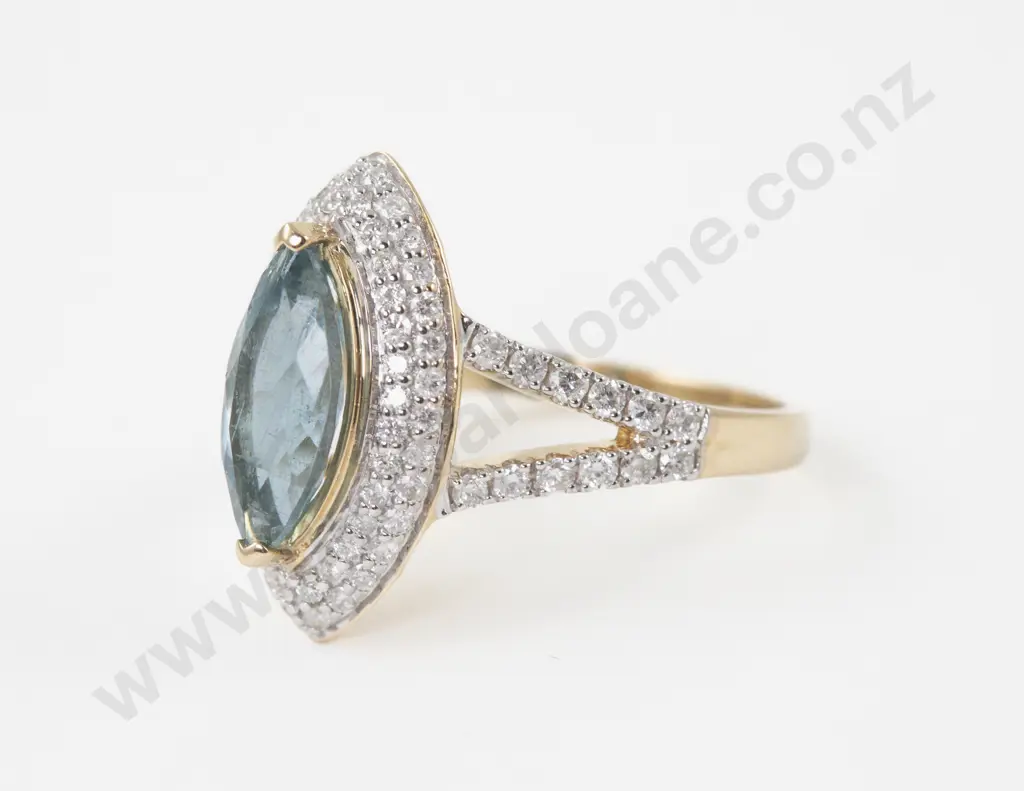 14ct 82Stone Aquamarine and Diamond Cluster Ring Image 1++