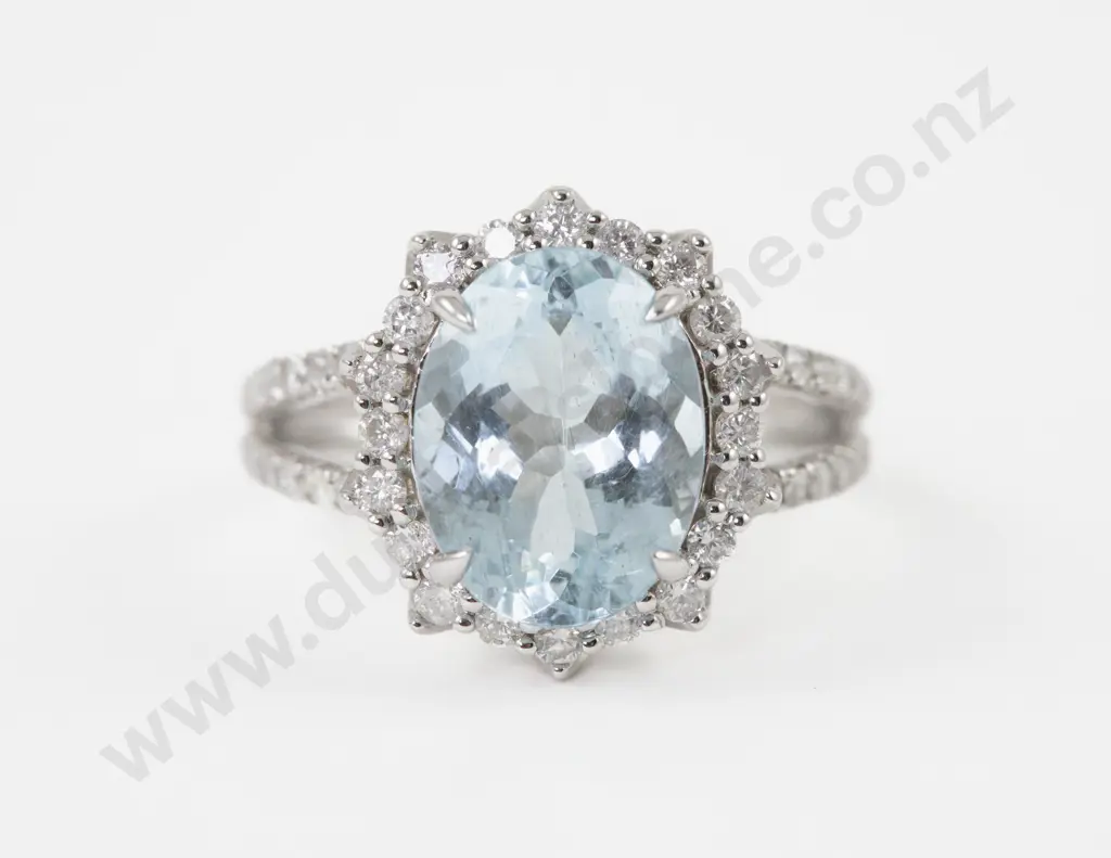 14ct White Gold 49Stone Aquamarine and Diamond Cluster Ring Image 1++