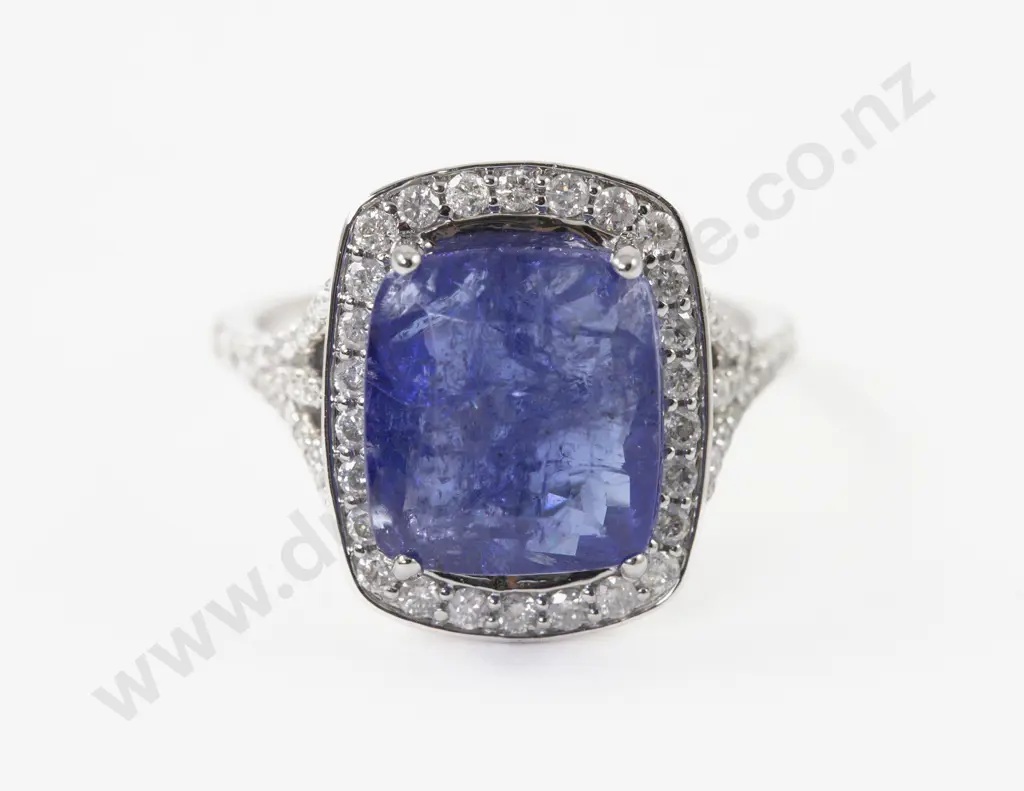14ct White Gold 73Stone Tanzanite and Diamond Cluster Ring Image 1++